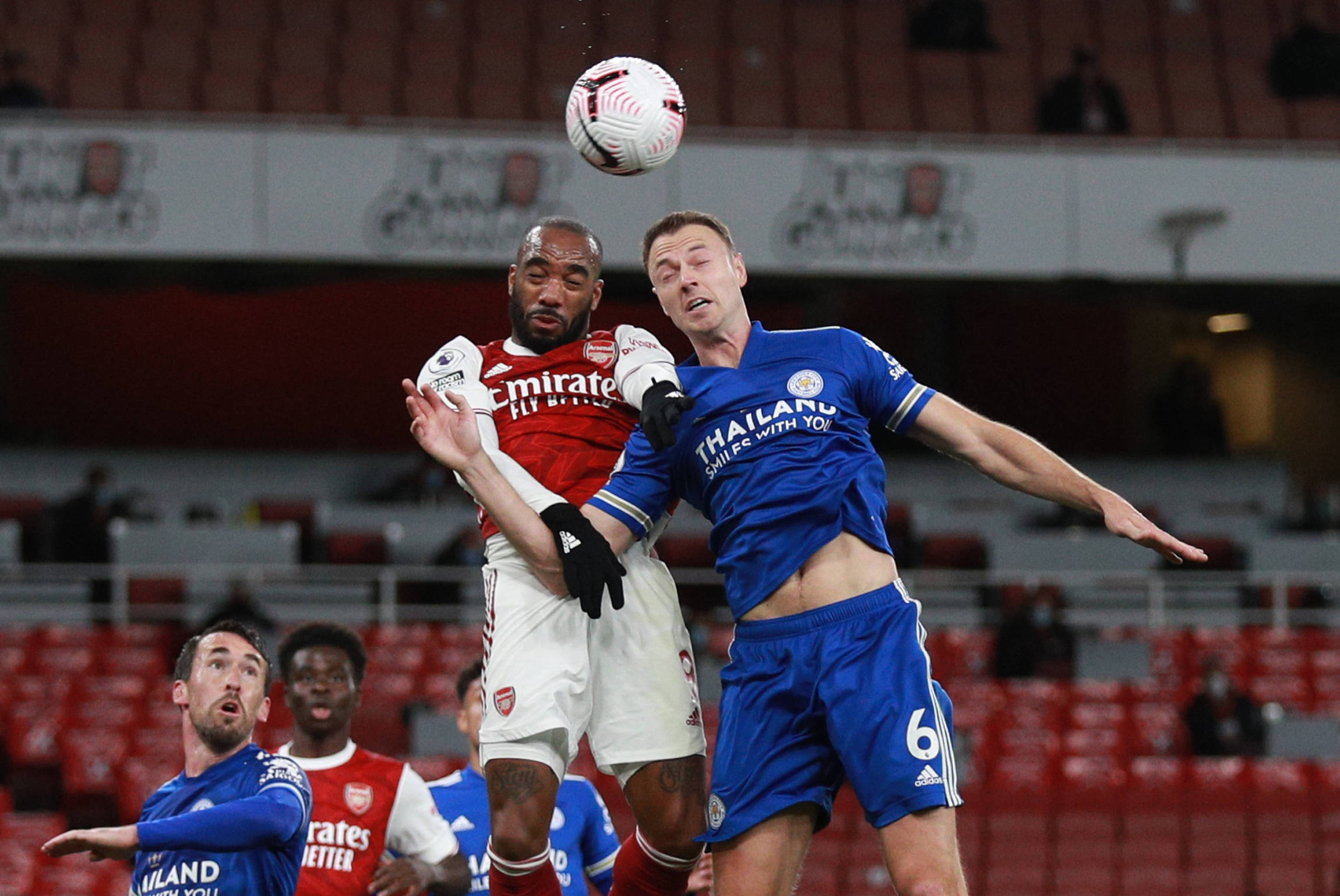 并与其合影 并与其合影