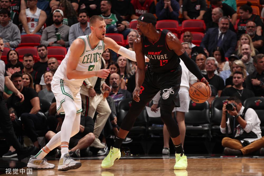 雷恩的中场 雷恩的中场